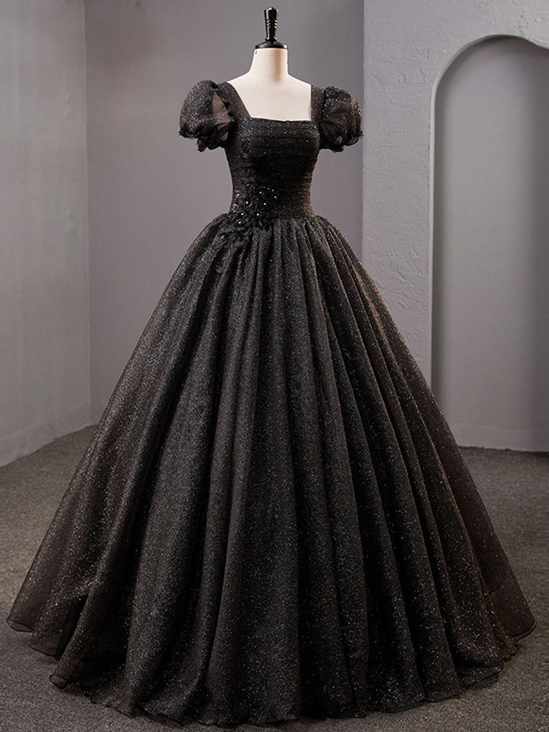Elegant Black Square Neckline Tulle Long Prom Dress - Shiny Evening Gown for Formal Dances, Galas & Special Occasions