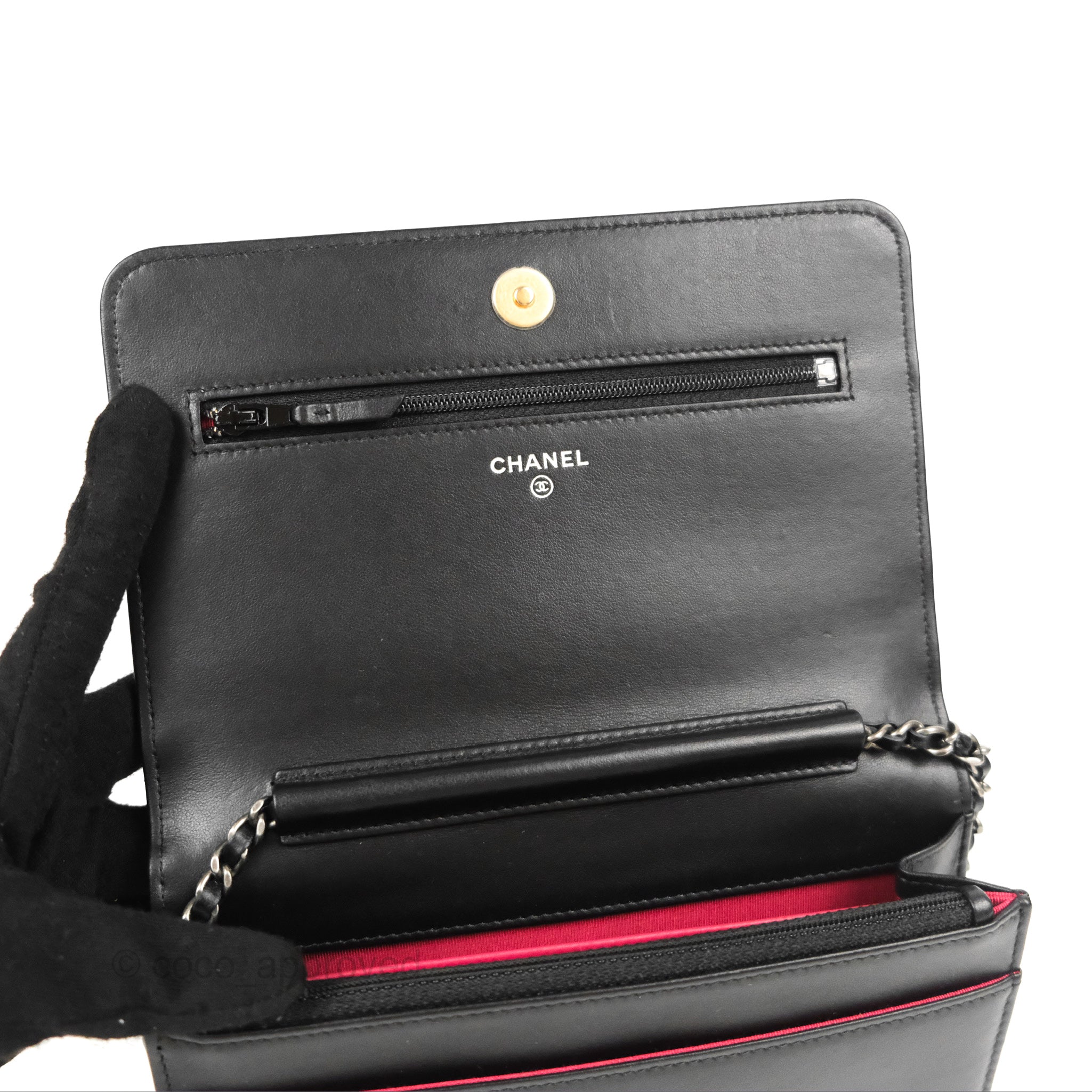 Chanel Chevron Wallet on Chain WOC Black Calfskin Gold Hardware - Luxury Crossbody Bag for Women, Perfect for Evening Events & Daily Use