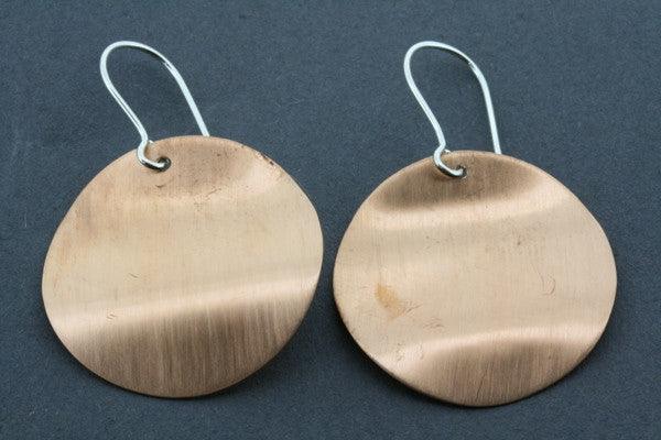 Brushed Copper Curved Disc Earrings for Women - Boho Chic Dangle Earrings for Everyday Wear & Special Occasions