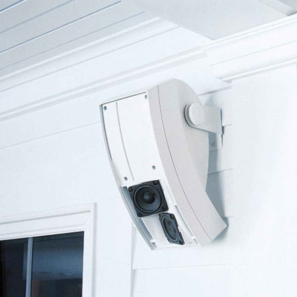 Bose 251 Premium Outdoor Environmental Speakers - White, Ideal for Patio, Garden, and Poolside Entertainment