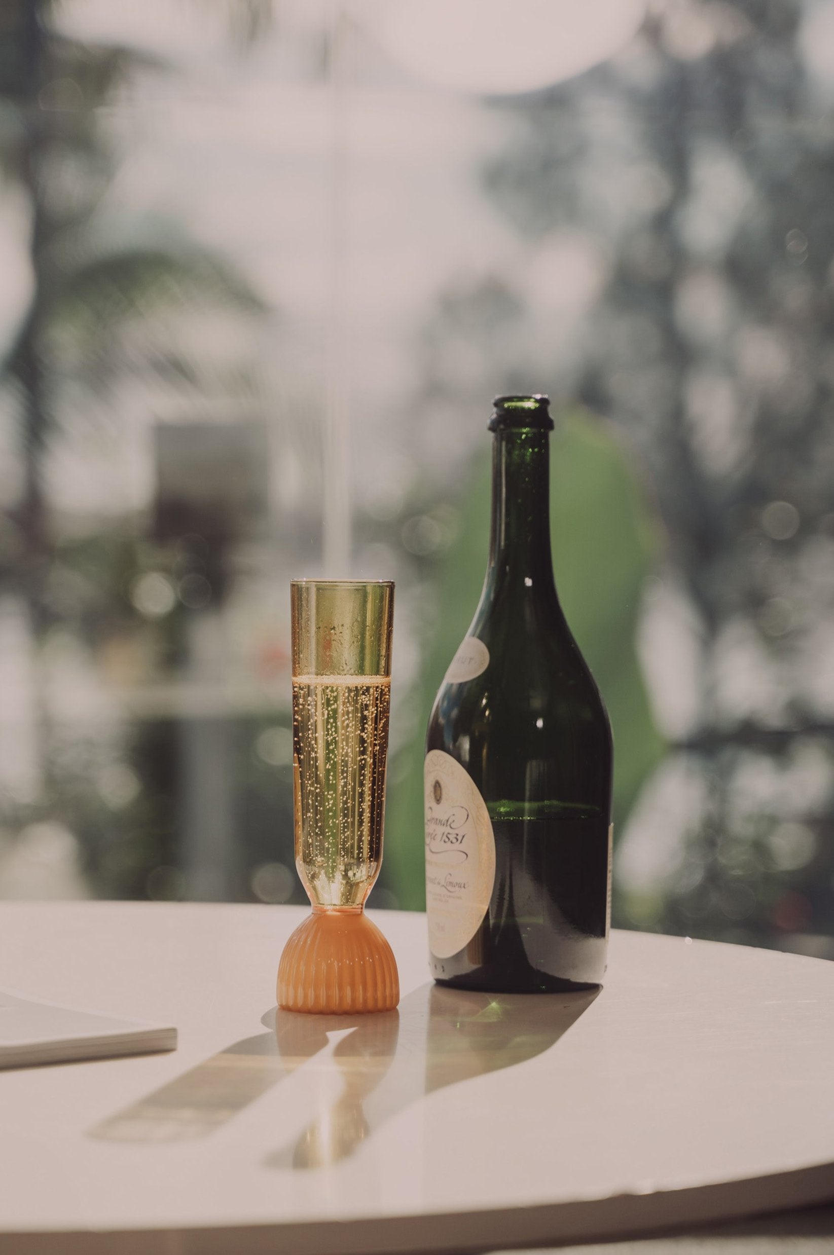 Kairos Champagne Flute Glasses - Elegant Yellow Topaz Crystal Wine Glasses Set of 2 for Wedding, Anniversary & Romantic Celebrations