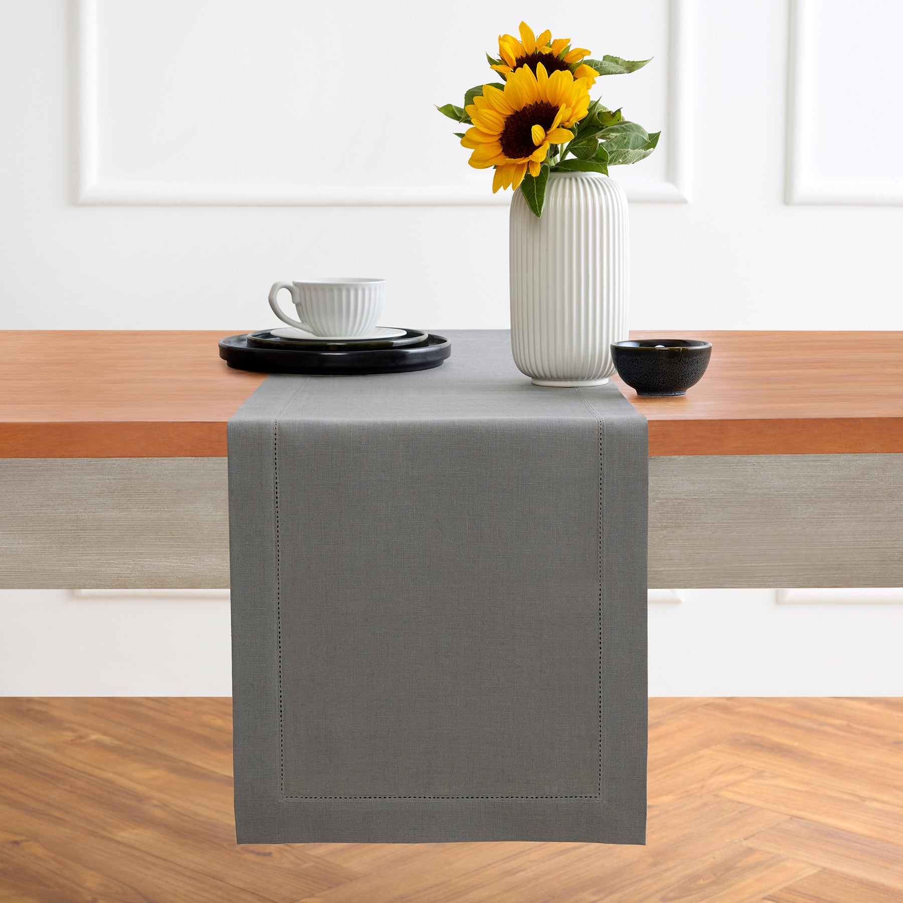 Elegant Classic Hemstitch Table Runner - Premium Linen Dining Table Decor for Weddings, Holidays & Home Decor