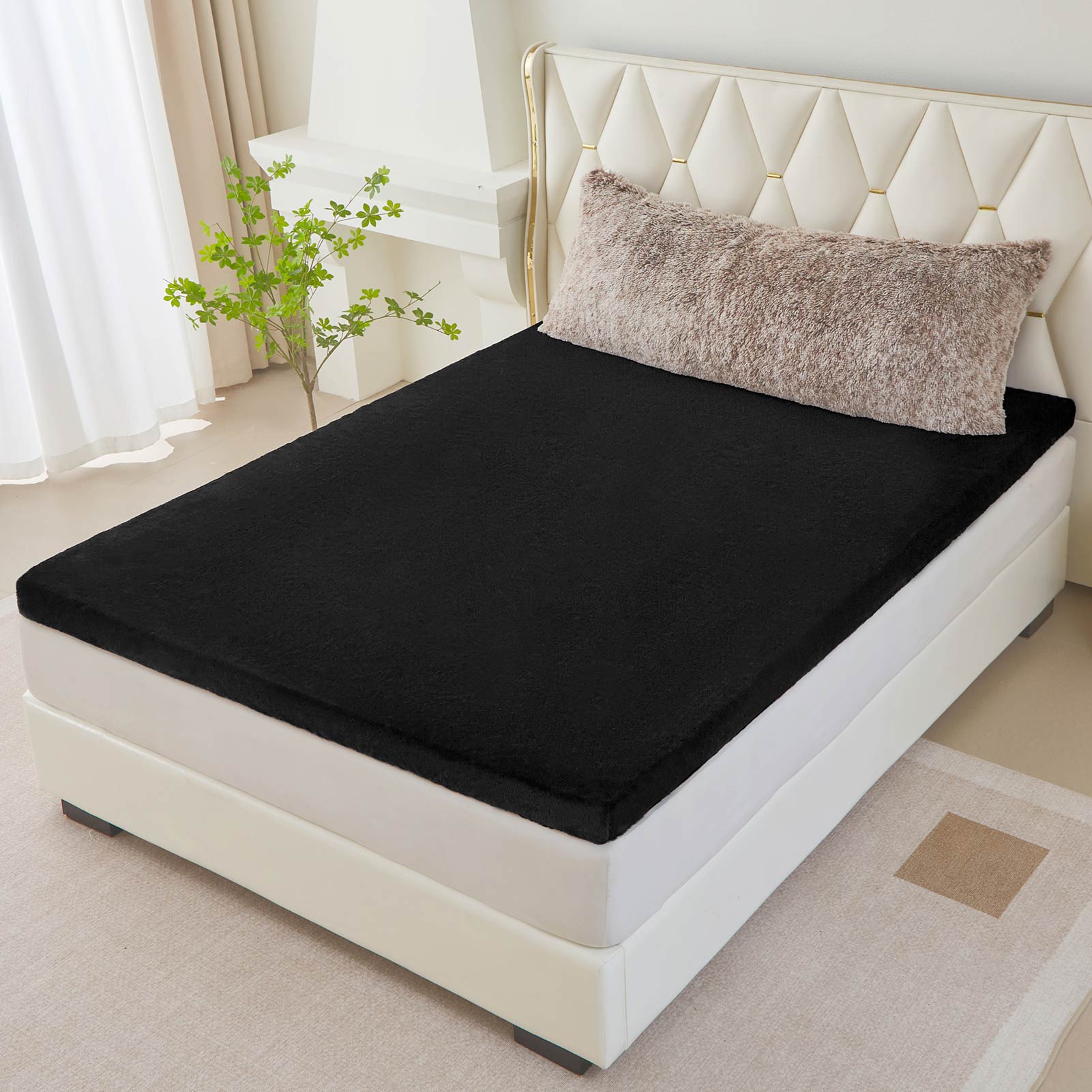 MAXYOYO Faux Fur Removable Futon Mattress - Ultra Soft Fluffy Couch Bed for Lounging, Napping & Sleeping - Perfect for Dorm, Living Room or Guest Bed (Black) | Cozy Home Decor & Comfortable Sofa Bed Alternative