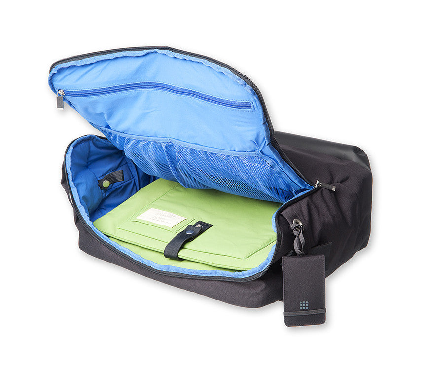 Moleskine Mycloud Horizontal Weekender Bag - 15 Inch Laptop Backpack for Digital Devices - Perfect for Travel, Work & School (Black)