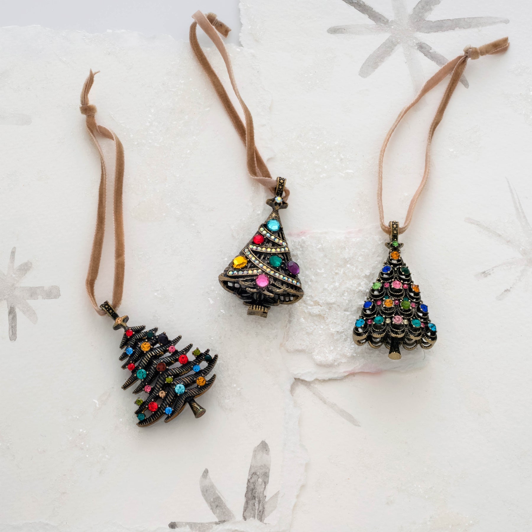 Christmas Tree Ornaments - Hanging Holiday Decorations for Xmas Tree, Home & Party Decor | Perfect for Christmas, New Year & Winter Celebrations