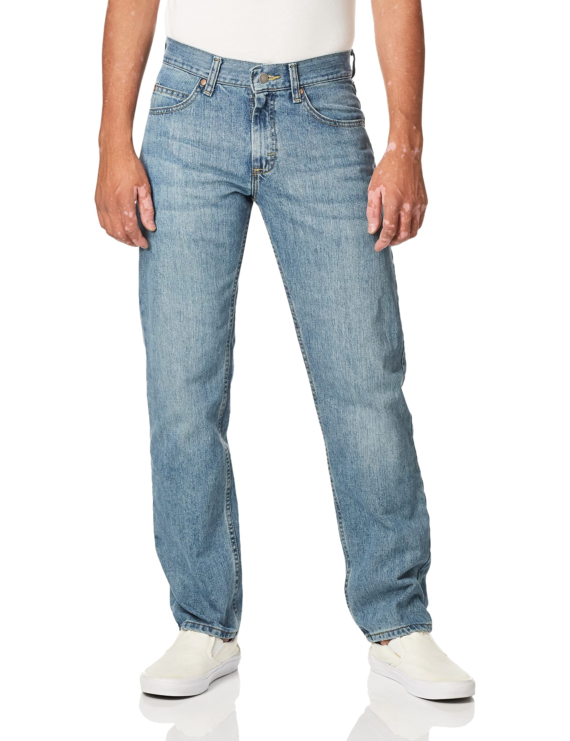 Lee Men's Regular Fit Straight Leg Jean - Classic Comfort Denim Pants for Casual Wear & Everyday Style | Perfect for Work, Outings & Relaxing