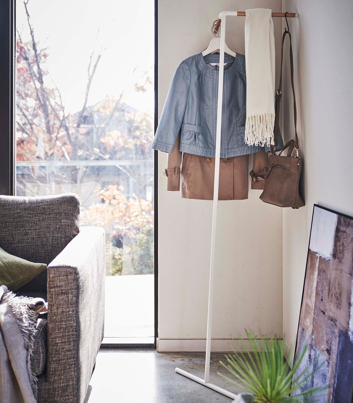 Corner Leaning Coat Hanger - 63 Inches Tall, Sturdy Steel Frame with Wooden Hooks - Space-Saving Wall Mounted Clothes Rack for Bedroom, Entryway or Closet Organization