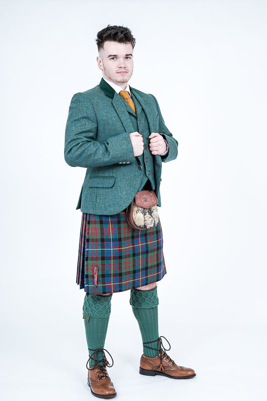 Stylish Lovat Green Tweed Crail Outfit - Classic Scottish Fashion for Men & Women | Perfect for Weddings, Outdoor Events & Autumn/Winter Wear