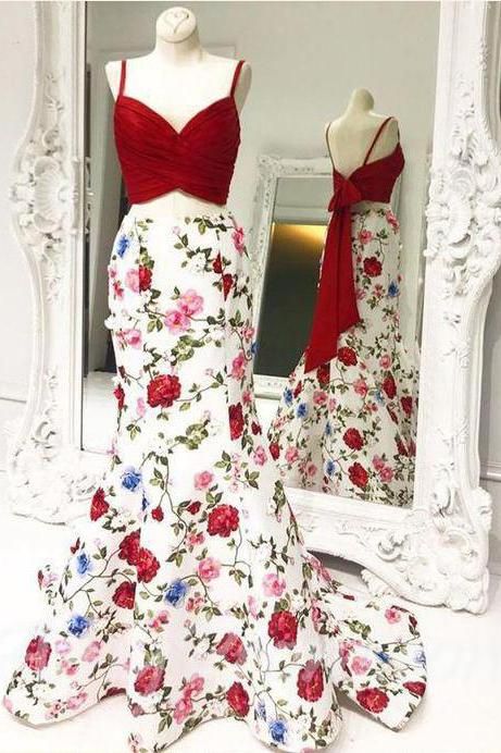 Elegant Mermaid Floral Print Red 2-Piece Prom Dress with Spaghetti Straps & Bow - Perfect for Homecoming, Prom Night & Formal Events