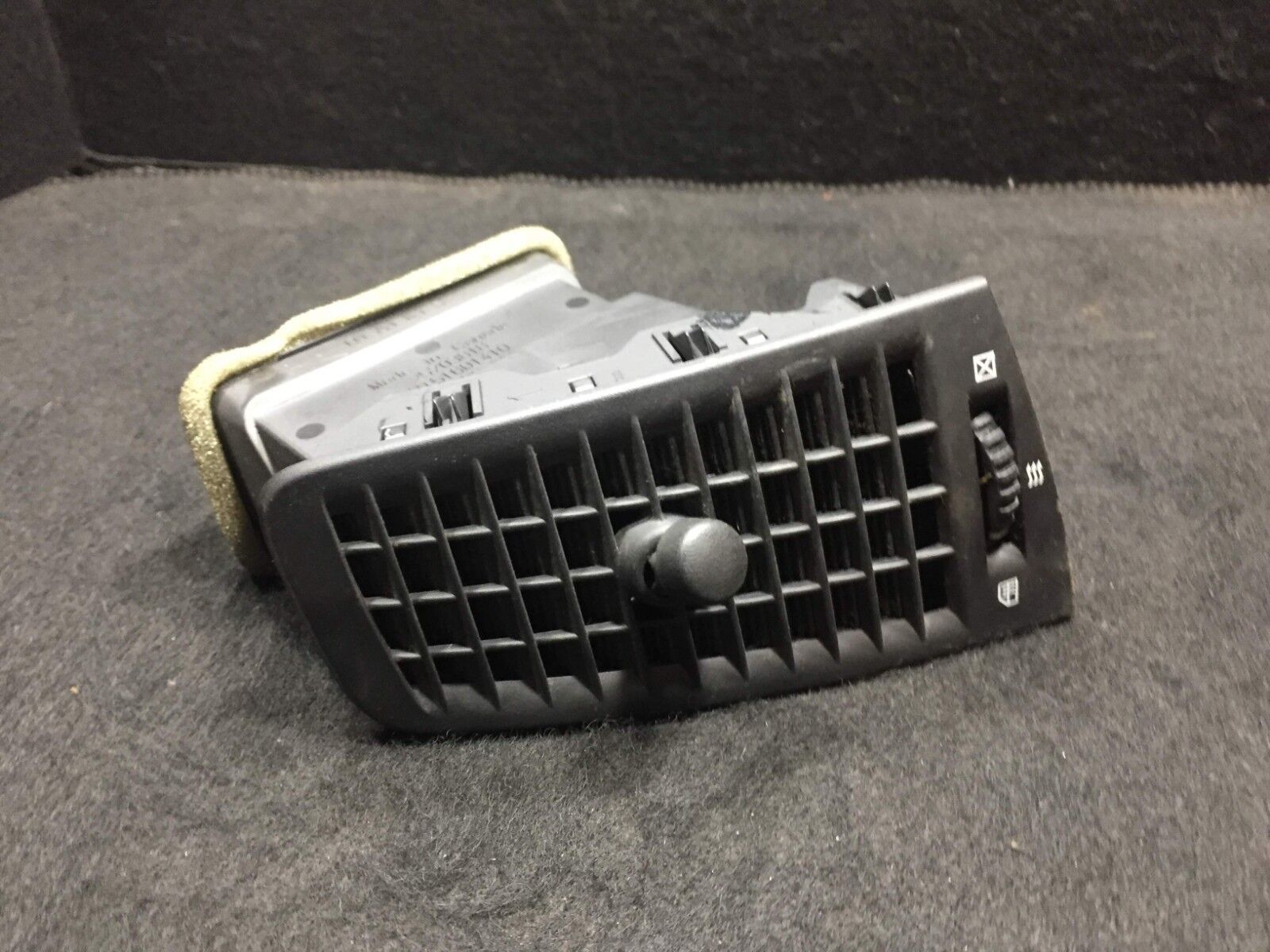 2003-2007 Cadillac CTS Left Driver Side AC Heater Vent Replacement - OEM Quality Dash Air Vent for Improved Cabin Comfort | Perfect for AC Repairs & Climate Control System Maintenance