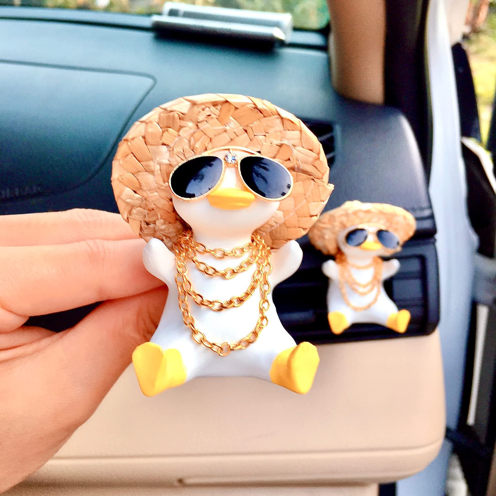 Hip-Hop Duck Car Air Freshener & Swinging Ornament - Cute Sunglasses Duck Interior Accessories for Cars - Perfect for Hip-Hop Lovers & Fun Car Decor
