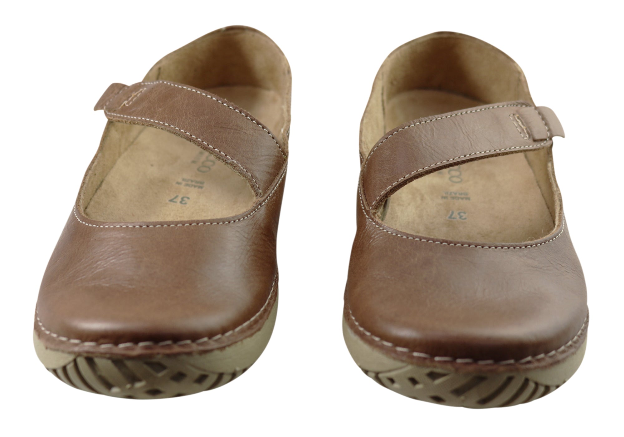 Andacco Oatley Women's Comfortable Leather Casual Shoes - Handmade in Brazil - Perfect for Work, Travel & Everyday Wear