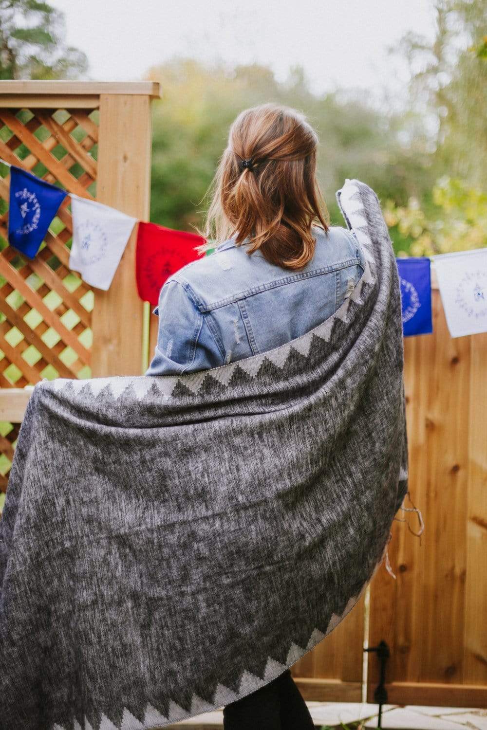 Authentic Himalayan Cashmere Shawl Wrap - Classic Gray for Women & Men - Perfect for Winter, Travel, and Gift Giving