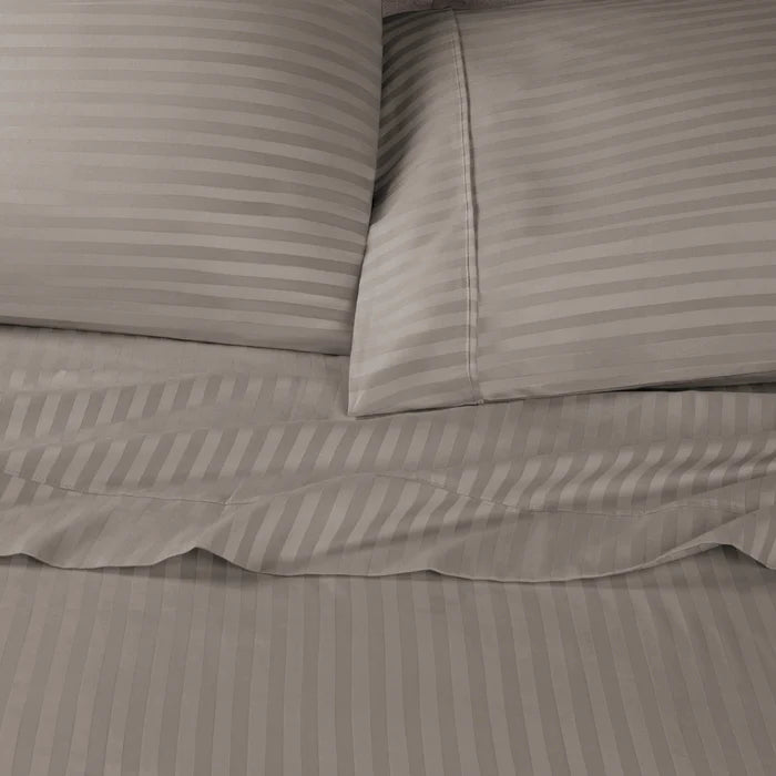 Premium Egyptian Cotton 600 Thread Count Pillowcase Set (2-Piece) - Soft & Breathable Bedding for Luxurious Sleep - Perfect for Master Bedroom, Guest Room & Hotel Use