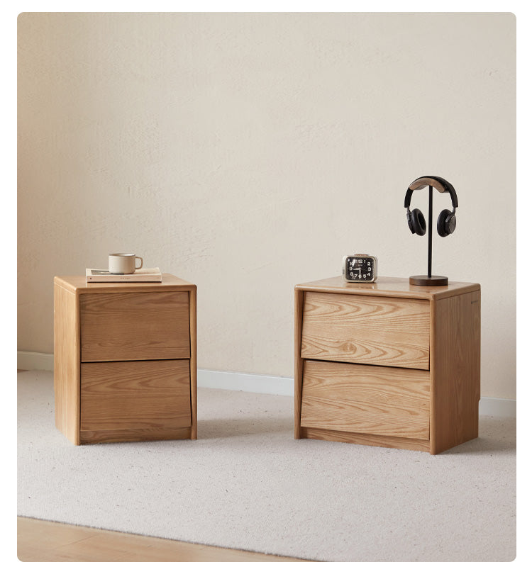 Solid Oak and Ash Wood Nightstand - Sturdy Bedside Table for Bedroom, Living Room, or Guest Room - Perfect for Storage and Decor