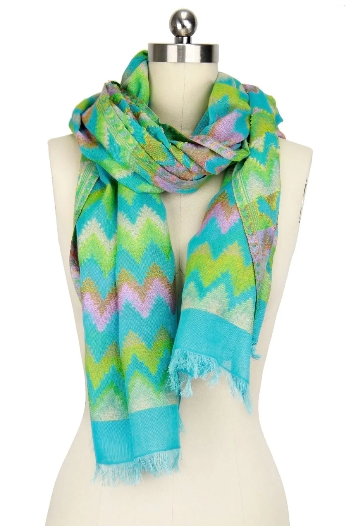 Stylish Zig Zag Woven Scarf for Women - Soft Winter Fashion Accessory - Perfect for Cold Weather, Office Wear & Holiday Outfits