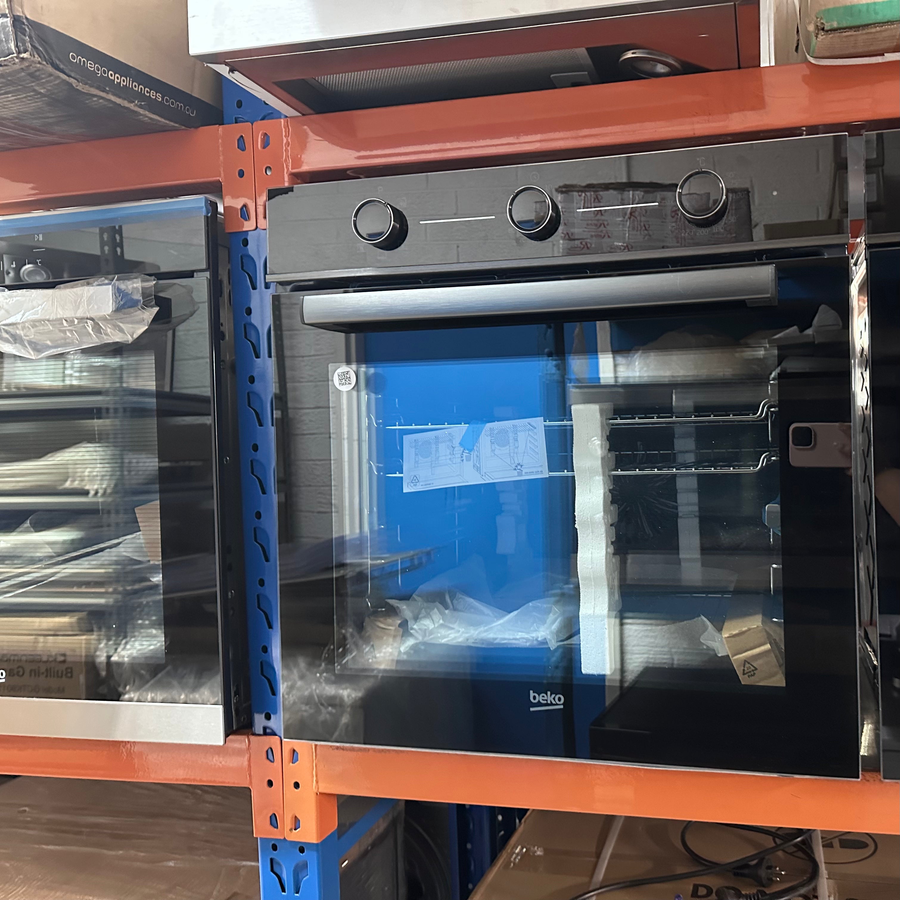 Beko BBO6850MDX 60cm Built-In Oven - Stainless Steel European Design | Perfect for Baking, Roasting & Cooking | Modern Kitchen Appliance for Home Chefs