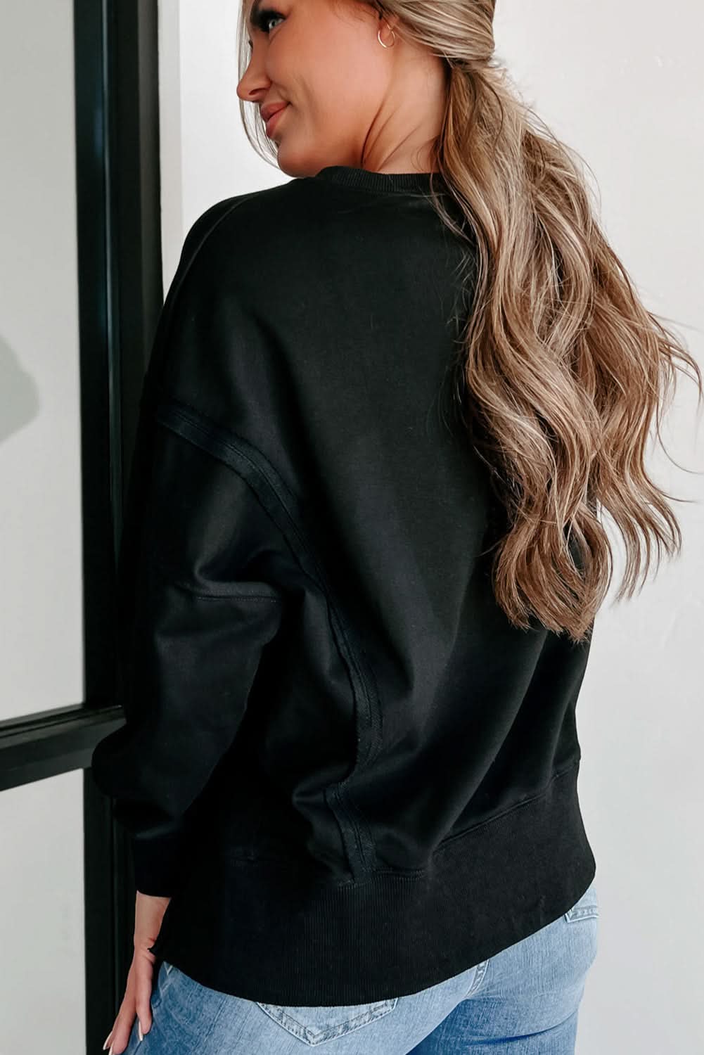 Stylish Black Drop Shoulder Sweatshirt for Women - Trendy Oversized Pullover for Casual Wear, Lounge & Street Style Fashion