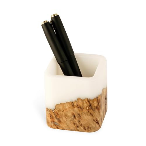 White/Dark Wood