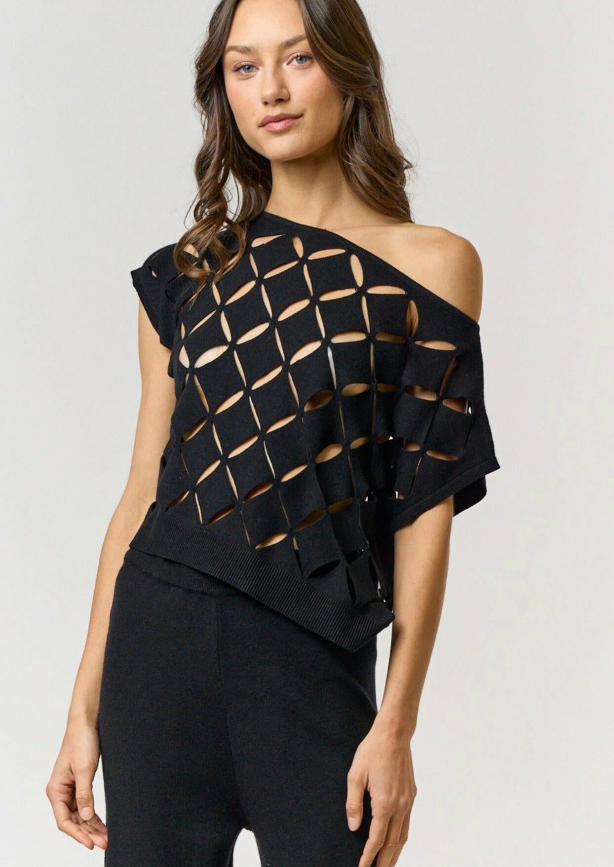 Stylish Black Cut Out Detail Sweater Top for Women - Perfect for Casual Outfits, Date Nights & Layering