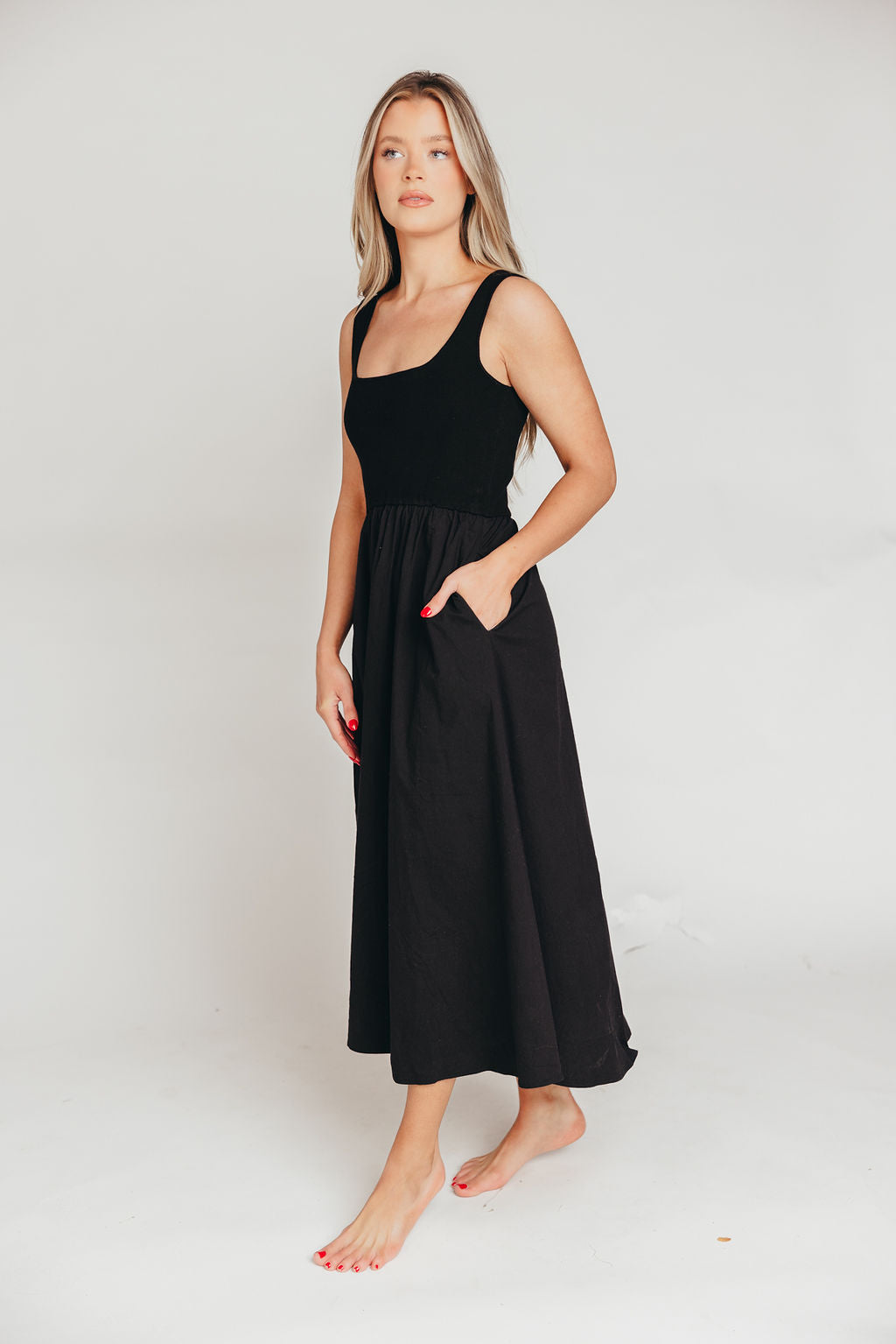 Lucinda Black Maxi Dress for Women - Elegant Long Flowy Dress for Summer, Beach, Party & Evening Wear