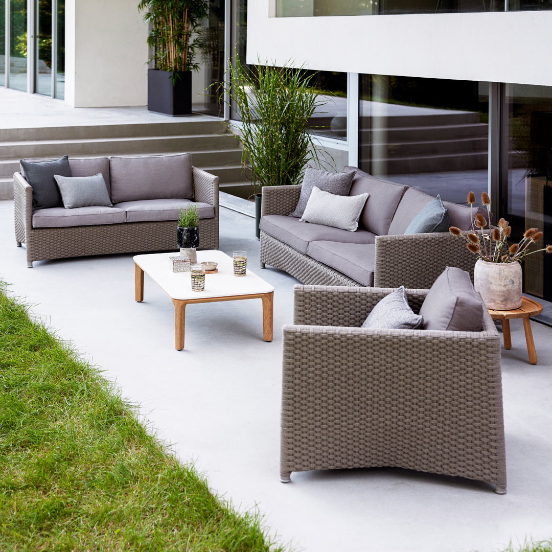 Premium Diamond 2-Seater Outdoor Patio Sofa Set - Waterproof Wicker Furniture for Garden, Poolside & Backyard Relaxation
