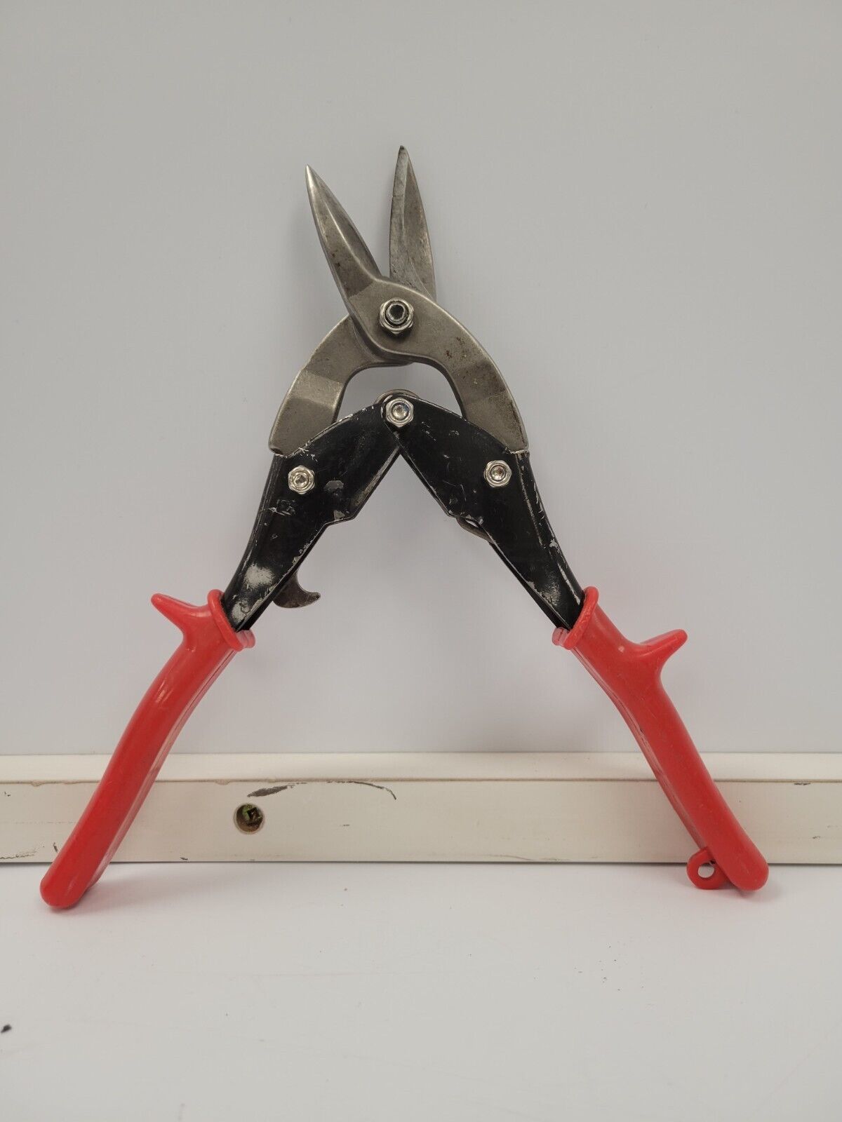 (71126 2A) Heavy Duty Aviation Snips - Metal Cutting Shears for Sheet Metal, HVAC, Roofing & DIY Projects | Professional Grade Tin Snips for Precise Cuts