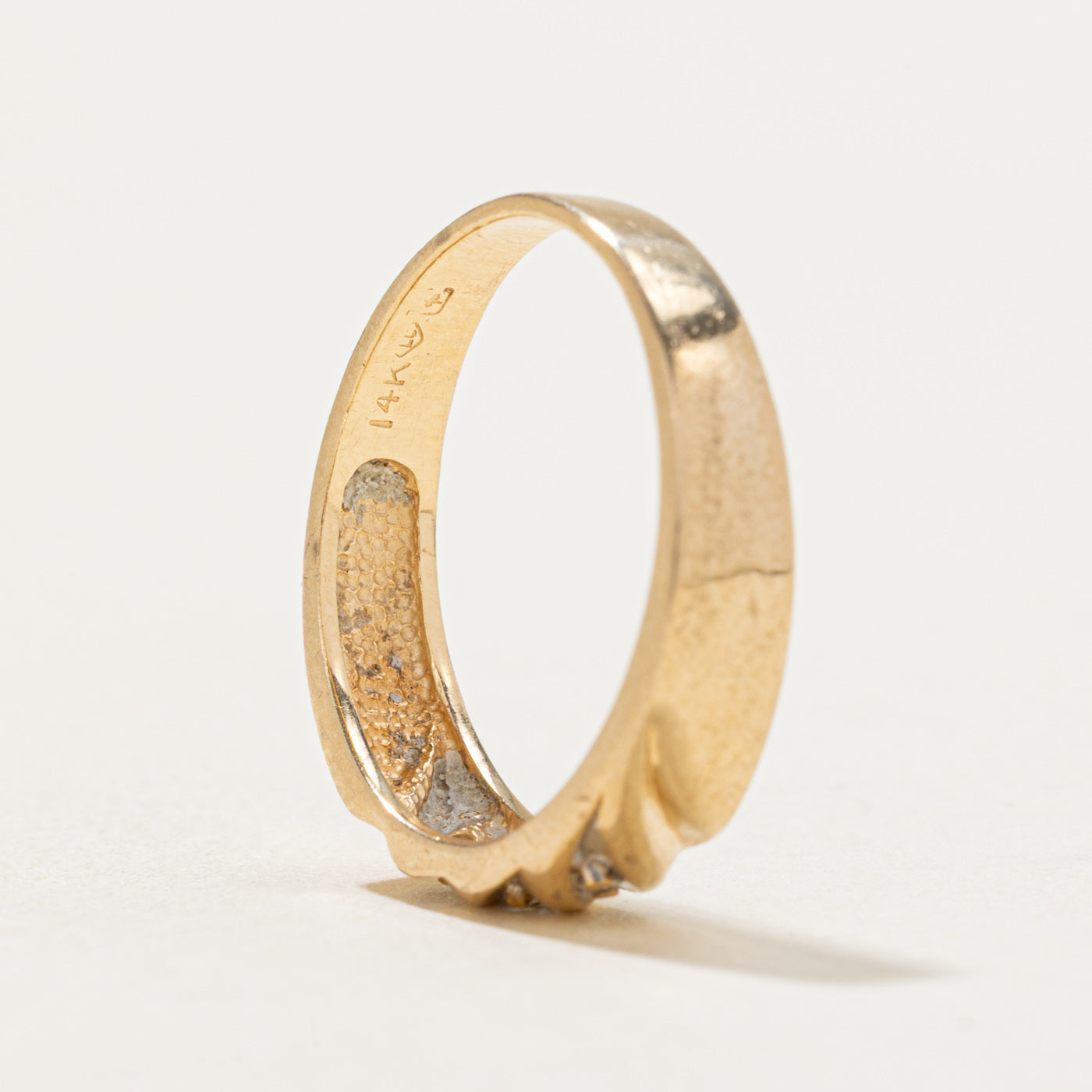 14K Gold Three Stone Diamond Diagonal Grooved Ring - 0.015ctw, Size 6 | Elegant Wedding Band, Anniversary Gift for Her, Perfect for Bridal Jewelry & Special Occasions