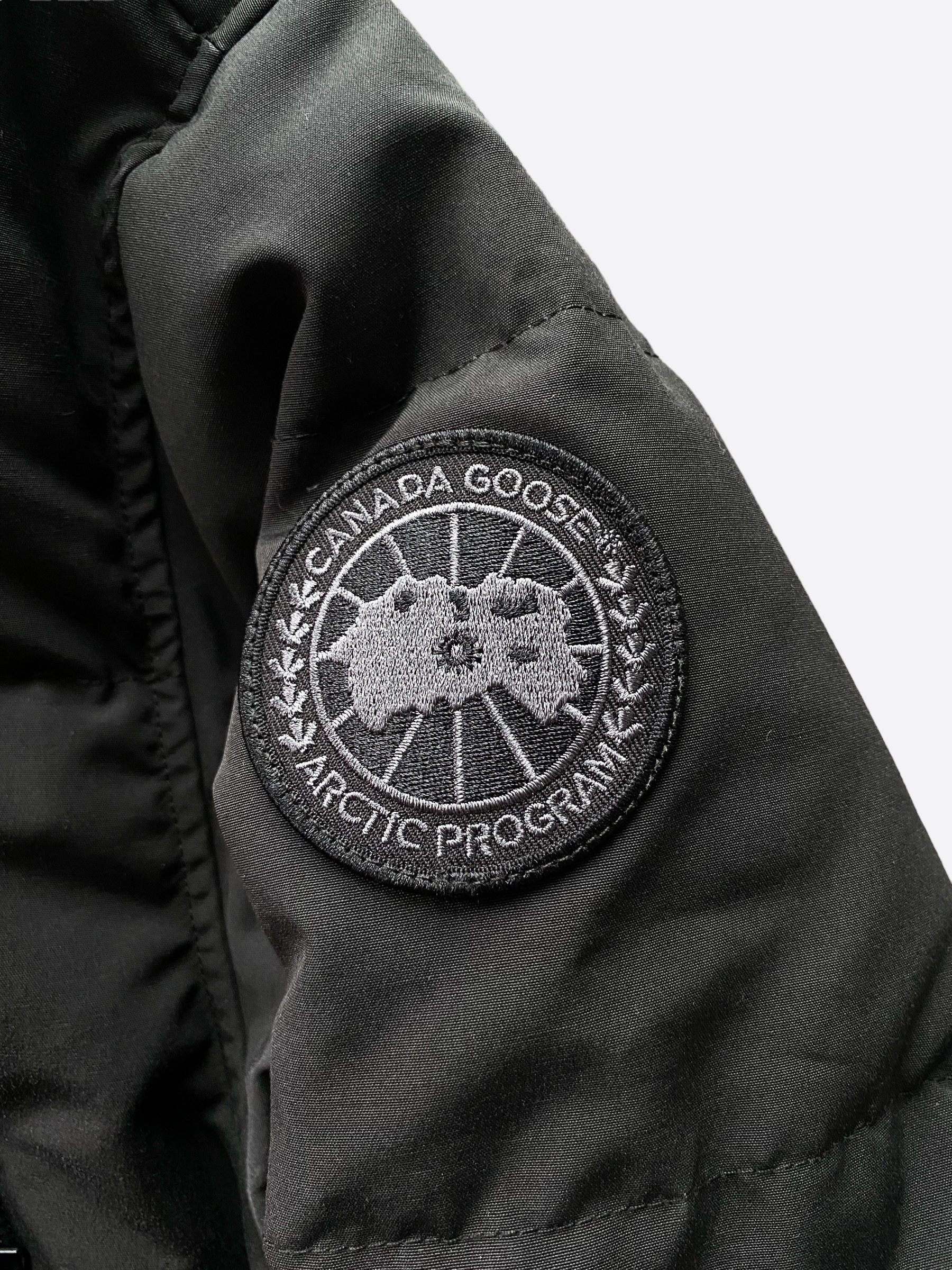 Canada Goose Black Wyndham Black Label Men's Winter Parka - Premium Waterproof Down Jacket for Extreme Cold Weather | Outdoor Activities & Urban Style