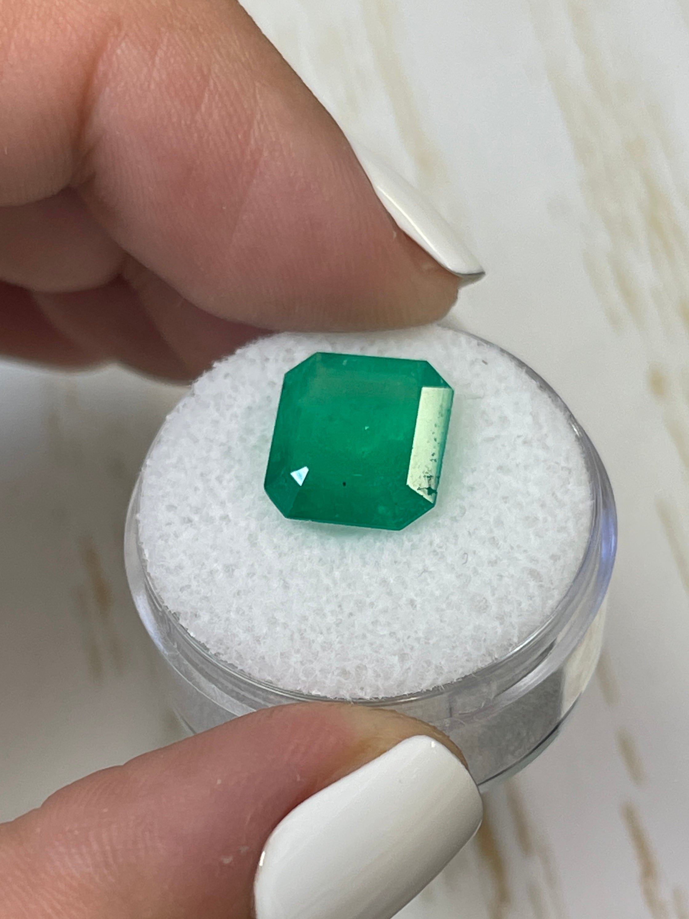4.56 Carat Natural Loose Colombian Emerald Gemstone - 11.5x10.5mm Emerald Cut for Jewelry Making, Engagement Rings & Luxury Gifts