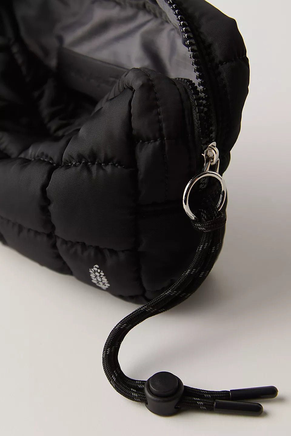 Quilted Mini Crossbody Phone Case - Stylish & Protective for iPhone 14/13/12/11 Pro Max - Perfect for Travel, Shopping & Everyday Use