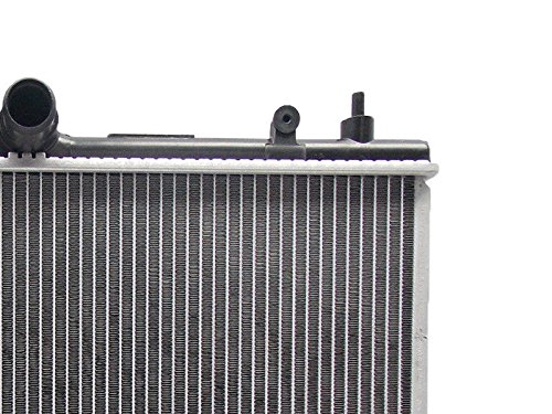 High-Performance Car Radiator - Aluminum Alloy Cooling System for Trucks & SUVs - Perfect for Off-Roading & Heavy-Duty Use