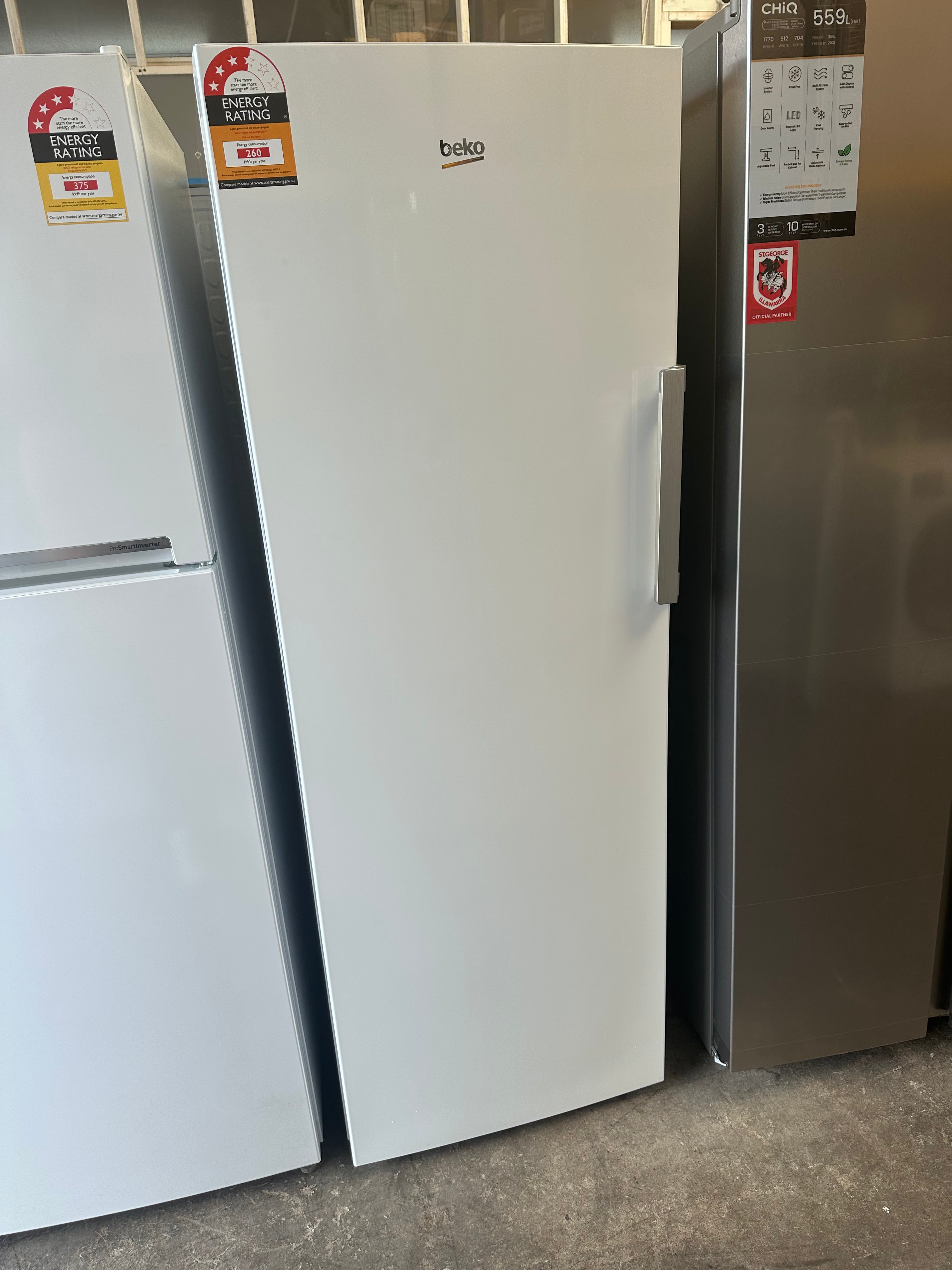 Beko 250L Frost Free Upright Freezer BVF290W - Energy Efficient European Made Appliance with 12 Month Warranty (Carton Damaged) - Perfect for Home, Restaurant & Commercial Kitchen Use