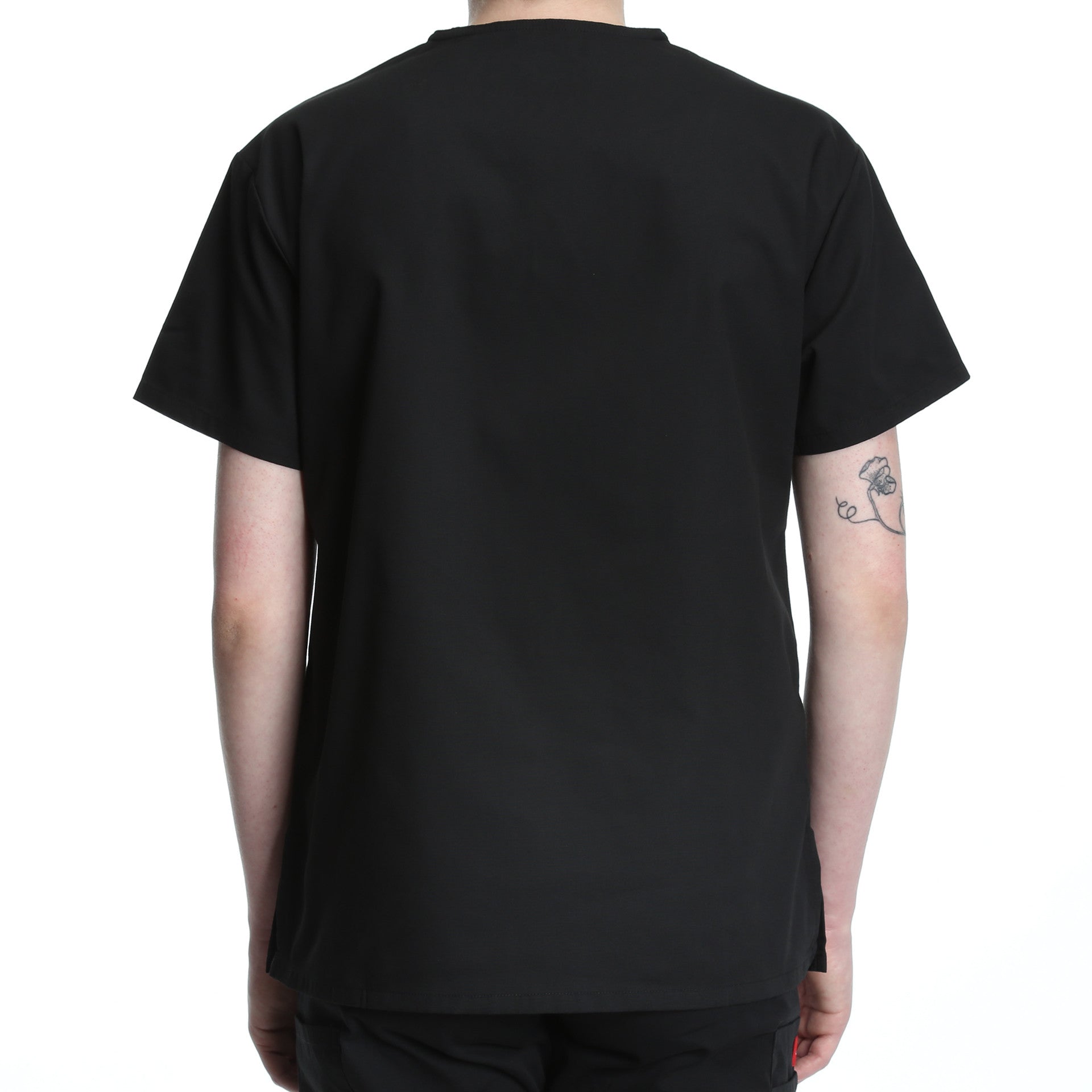 Dickies Women's Two Pocket V-Neck Scrub Top - Black | Comfortable Medical Uniform for Nurses & Healthcare Professionals | Perfect for Hospitals, Clinics & Healthcare Workplaces