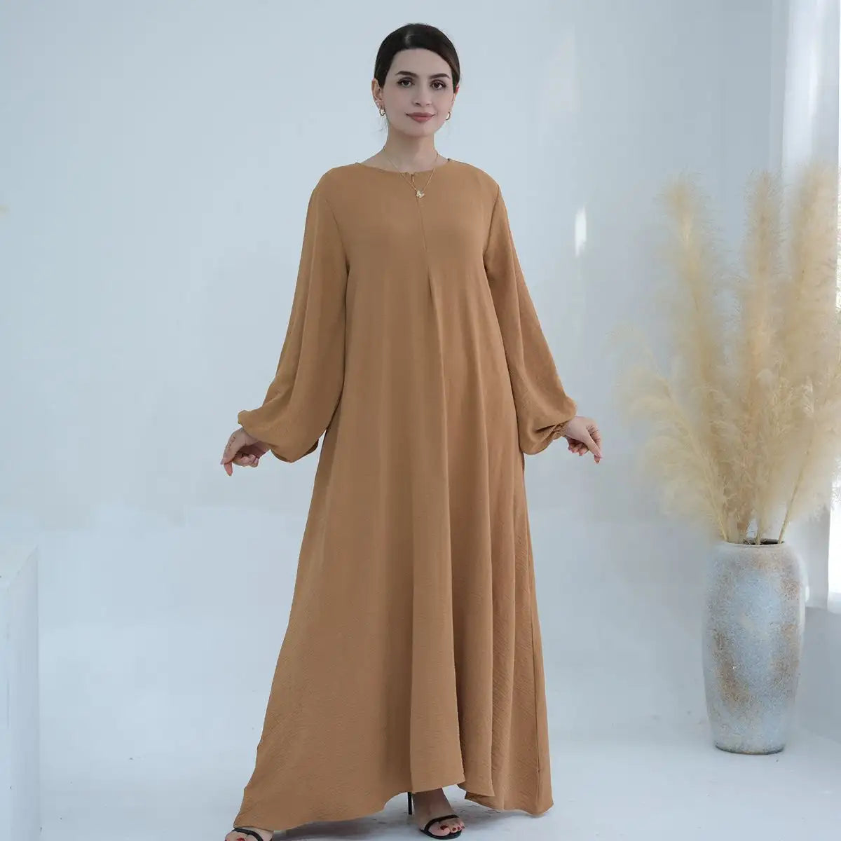 Elegant Muslim Women's Cuff Sleeve Abaya Dress - Modest Islamic Prayer Dress for Daily Wear & Special Occasions