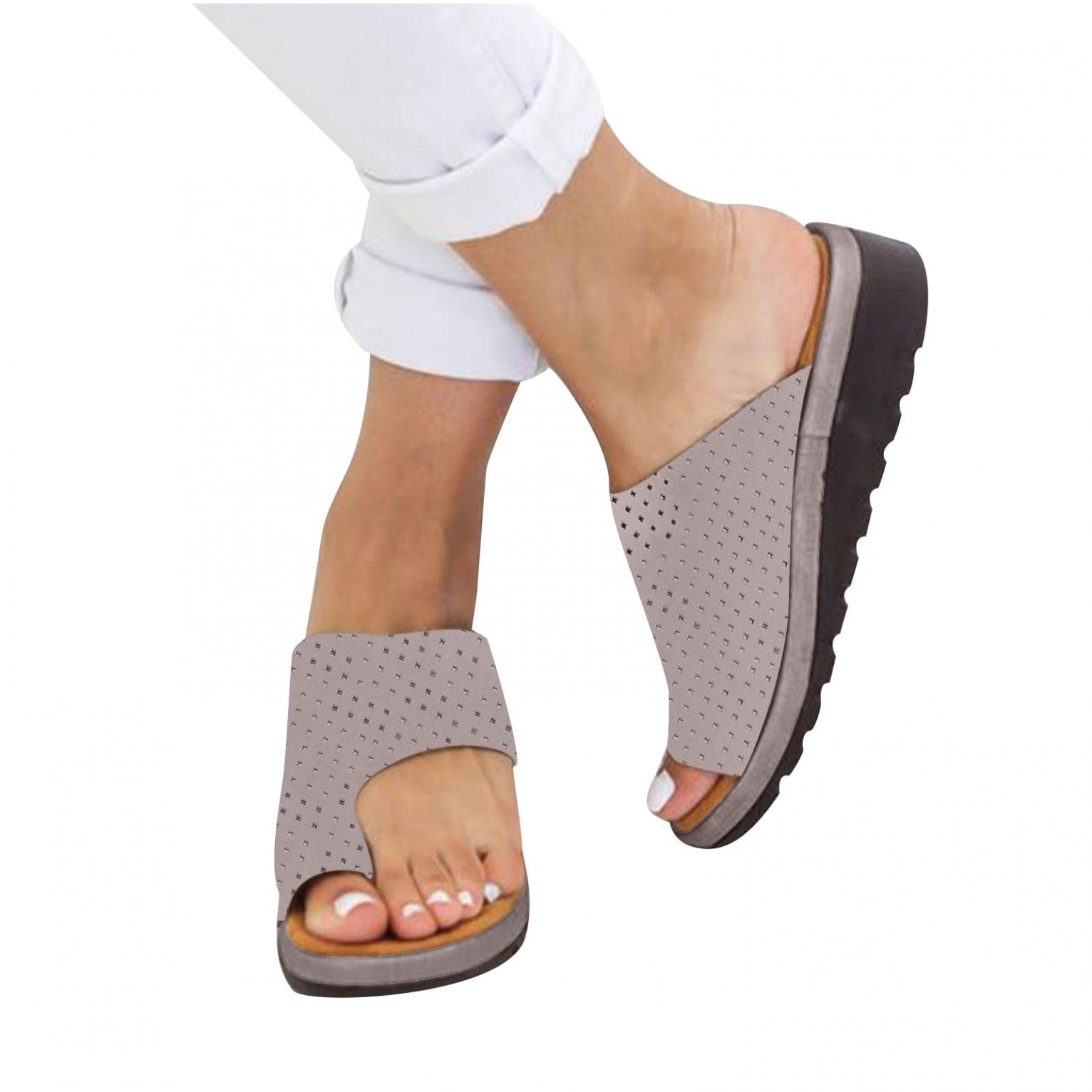 SEAOPEN Women's Comfortable Flip Flops with Arch Support - Strappy Summer Sandals for Walking, Beach, Pool & Outdoor Activities