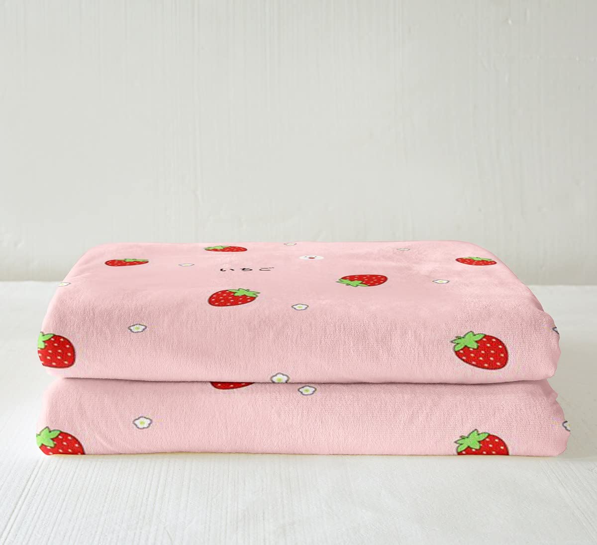 Erosebridal Cute Strawberry Flannel Blanket - Soft Kawaii Japanese Sherpa Throw for Girls, Boys & Teens - 50x60 Inch Red Cartoon Fruit Plush Blanket - Perfect Gift for Kids, Room Decor & Cozy Home Use