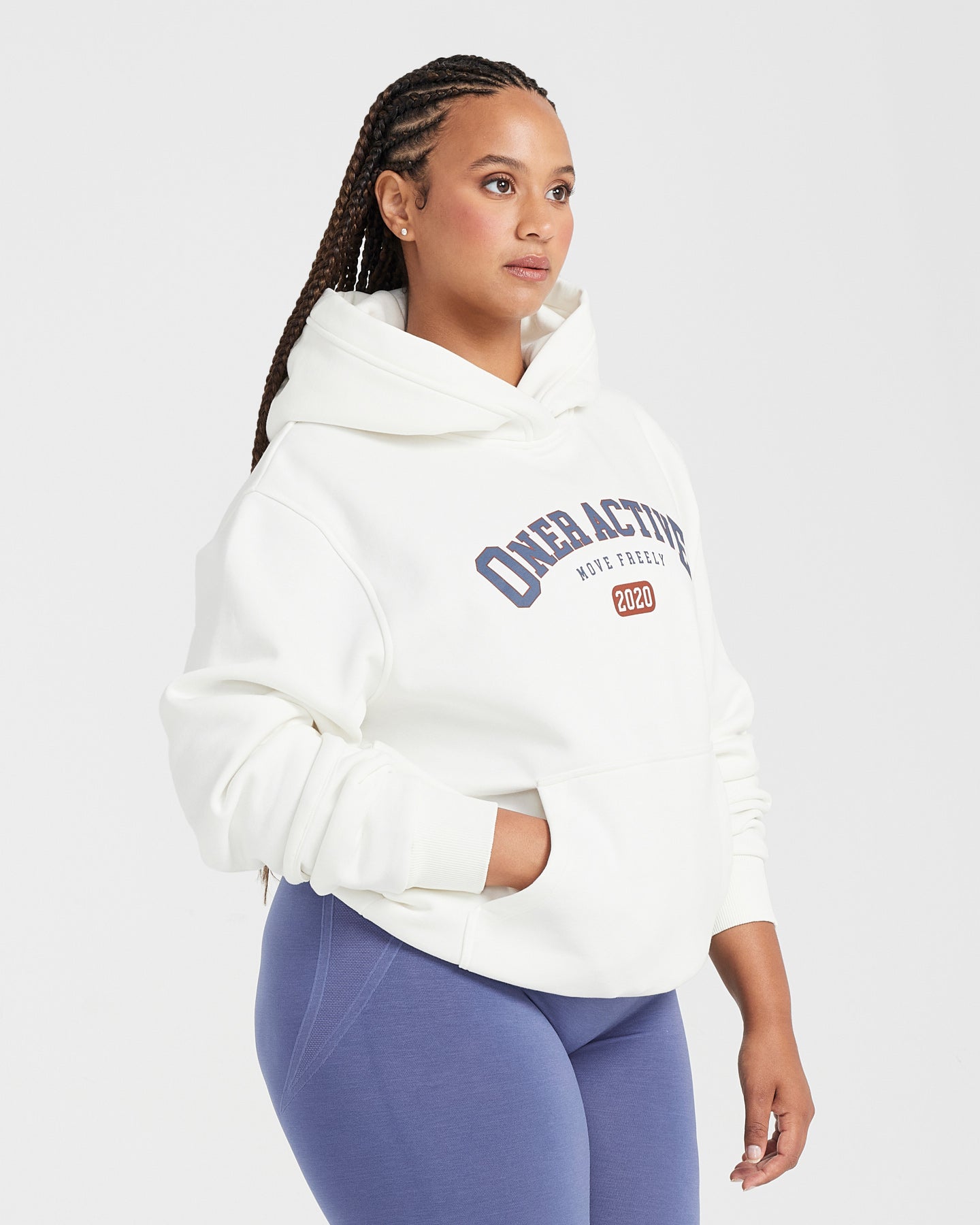 Oversized Club Hoodie for Men & Women - Off White | Trendy Streetwear & Casual Wear for Everyday Comfort
