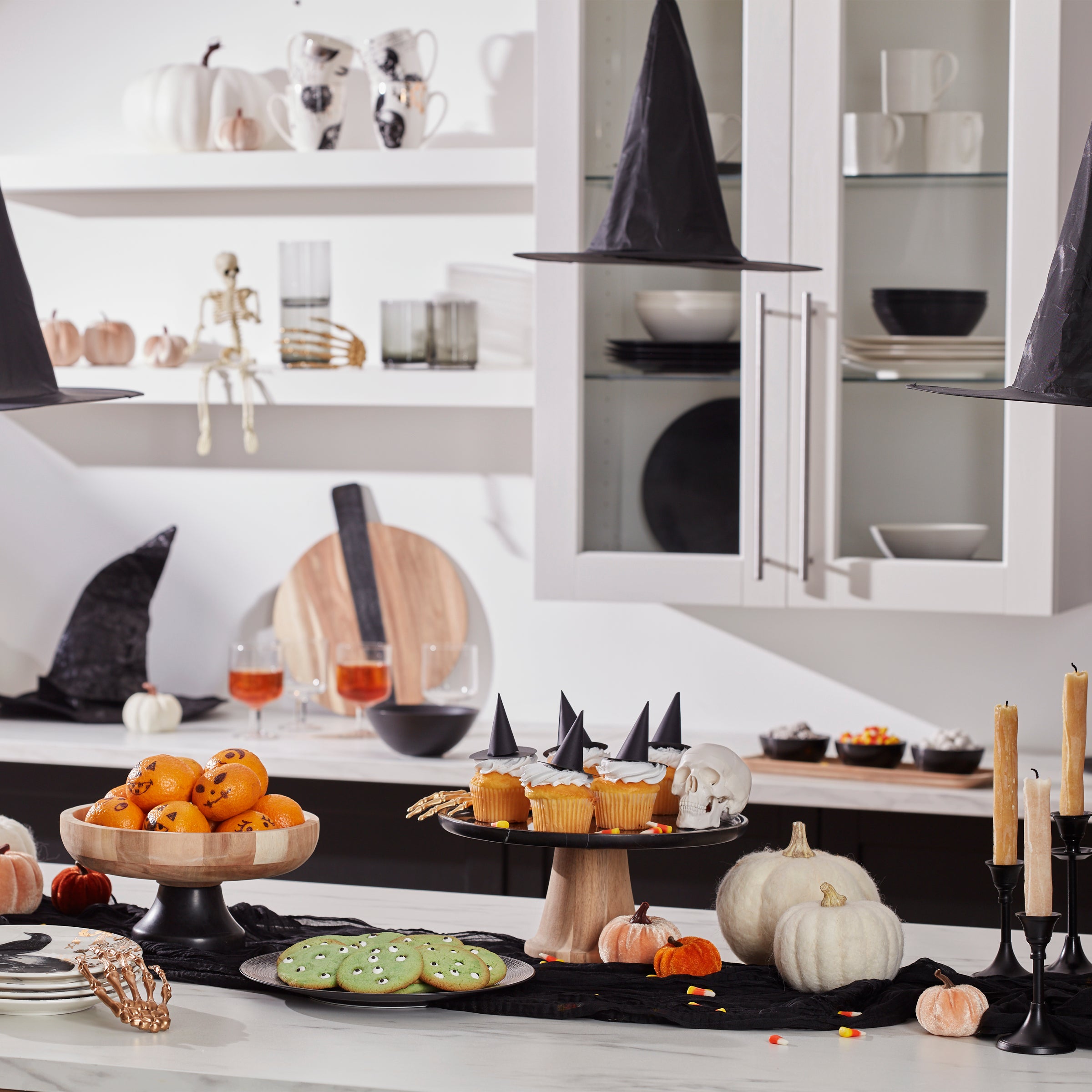 LX Collective Elegant Cake Plate Stand - 10 Inch Decorative Serving Tray for Birthday, Wedding & Dessert Displays - Perfect for Party Decorations and Afternoon Tea Settings