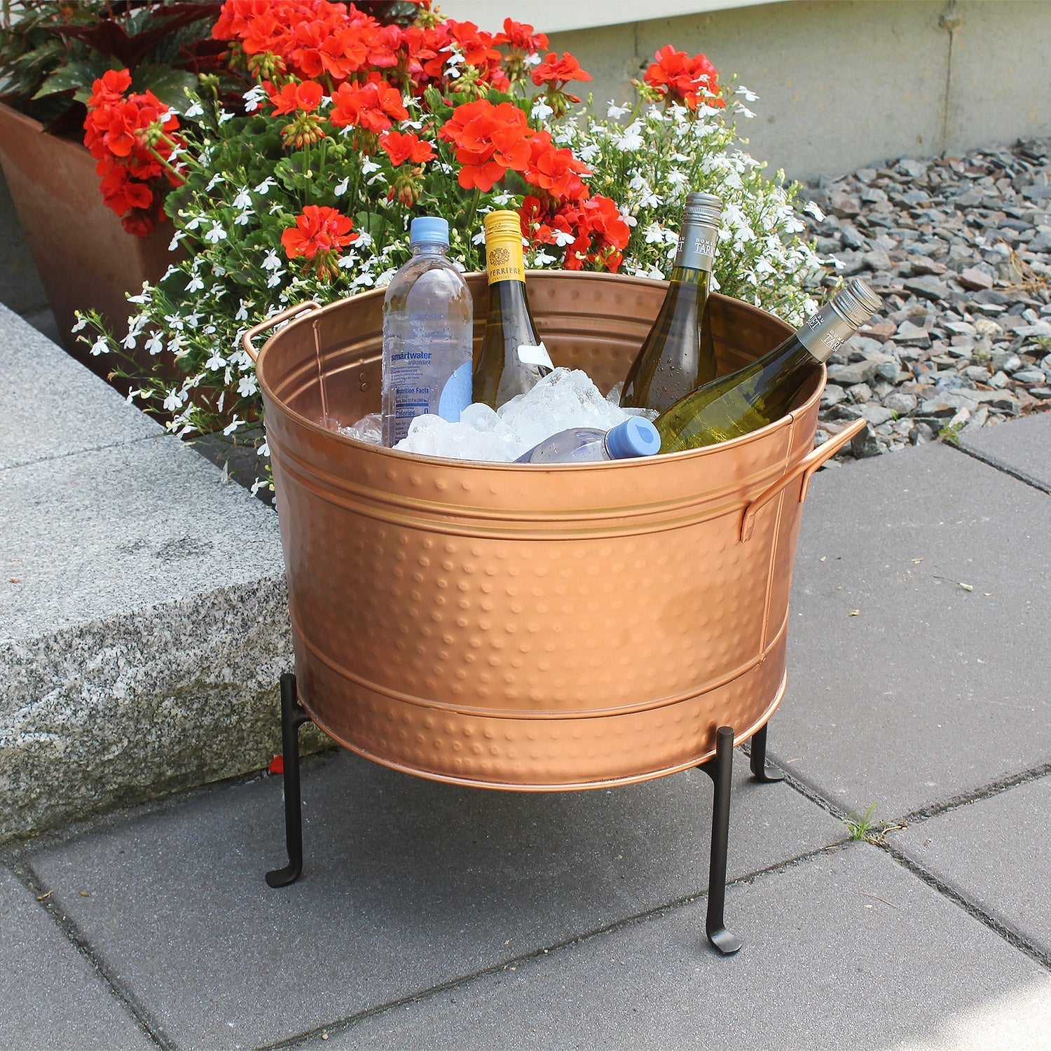 Hammered Copper Plated Bathtub - Vintage Style Freestanding Soaking Tub for Bathroom & Spa Relaxation