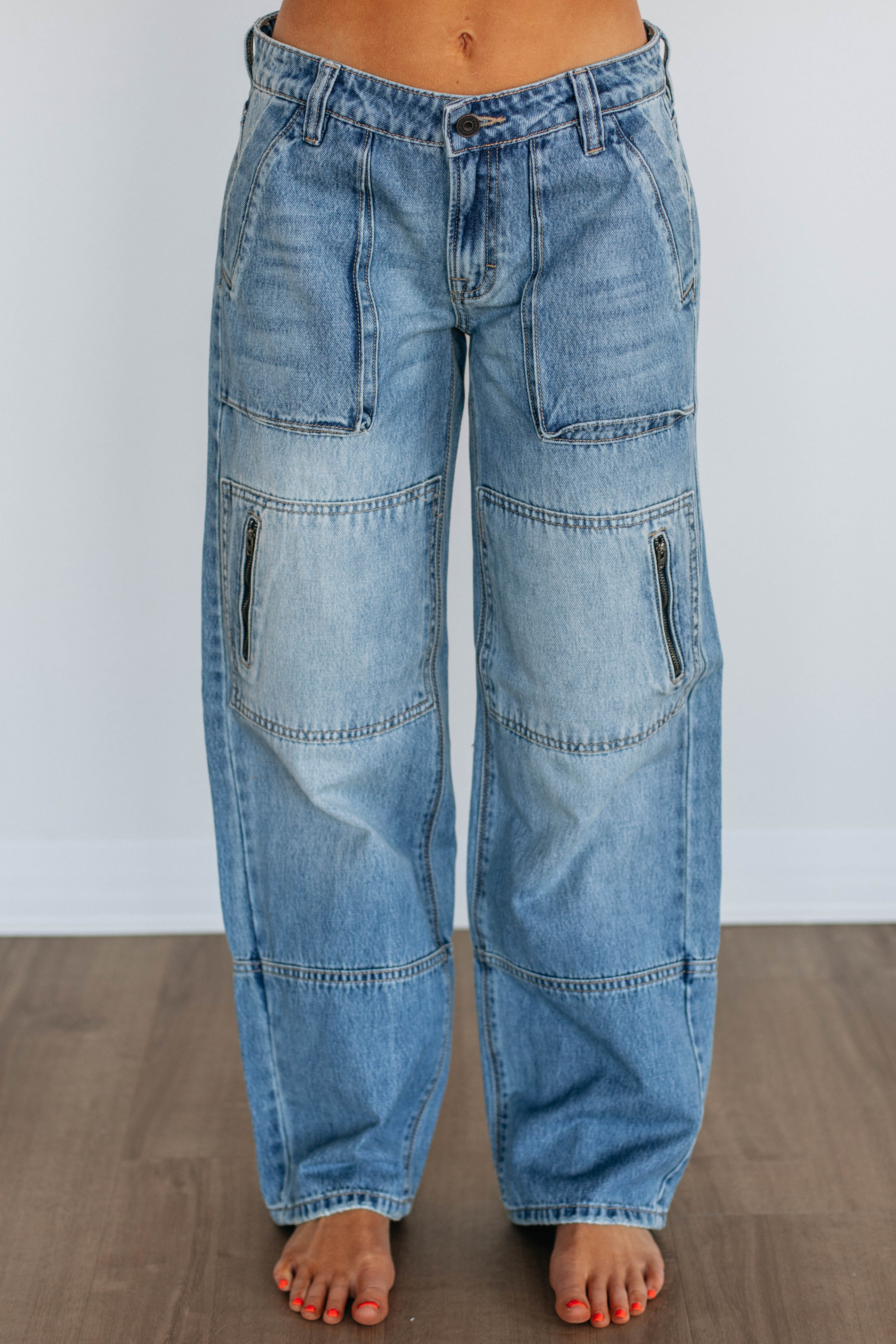 Alyx Hidden Jeans Curveball - High Waist Distressed Denim Pants for Women | Perfect for Streetwear, Night Out & Casual Fashion