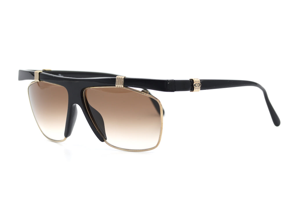 Christian Dior 2555 Sunglasses 90 - Luxury Designer Shades for Women & Men - UV Protection & Fashion Statement - Perfect for Beach, Driving & Outdoor Activities