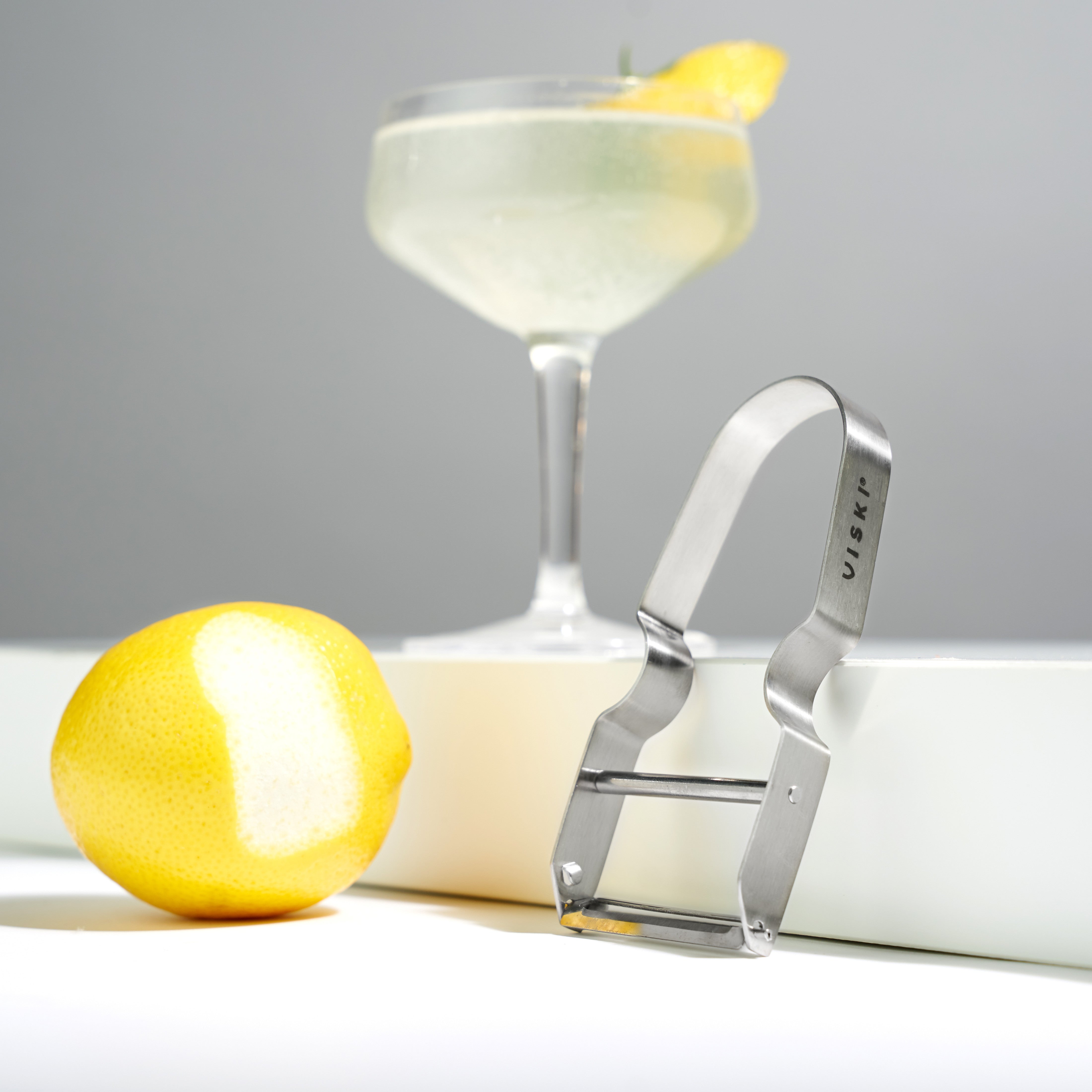 Premium Stainless Steel Citrus Peeler - Sharp & Durable Kitchen Tool for Oranges, Lemons & Grapefruits - Perfect for Juicing, Baking & Cocktail Making