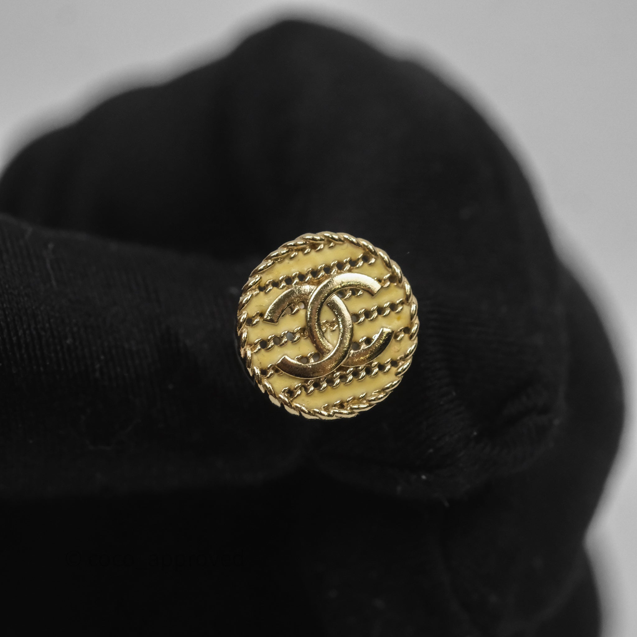 Chanel CC Round Earrings Gold Tone 19C - Luxury Fashion Jewelry for Women, Perfect for Parties, Weddings & Special Occasions