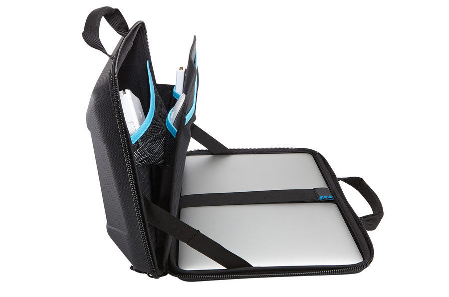 Thule Gauntlet 3.0 13-15 Inch Laptop Sleeve for MacBook Pro/Air - Waterproof Protective Case in Black - Perfect for Travel, Work & School