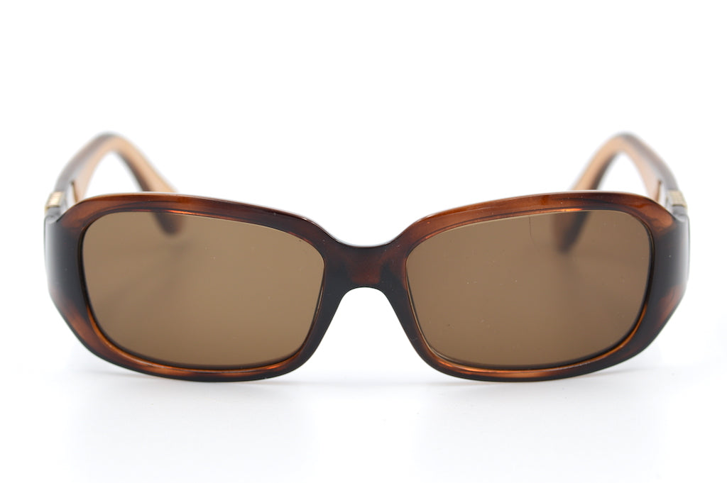 Fendi 385 218 Sunglasses - Luxury Designer Shades for Women & Men - UV Protection & Polarized Lenses - Perfect for Outdoor Activities, Travel & Fashion Accessories