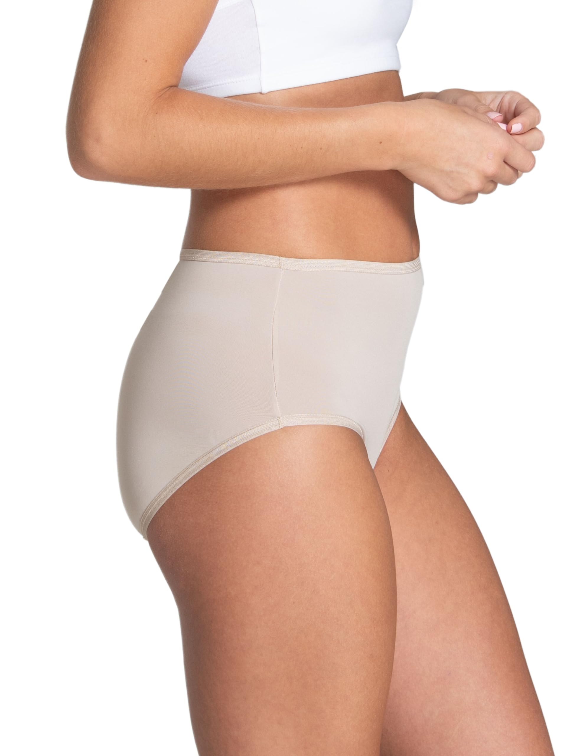 Fruit of the Loom Women's Lightweight Microfiber Underwear - Soft, Breathable & Comfortable Panties for Everyday Wear - Plus Size Available - Perfect for Workouts, Yoga & Daily Comfort