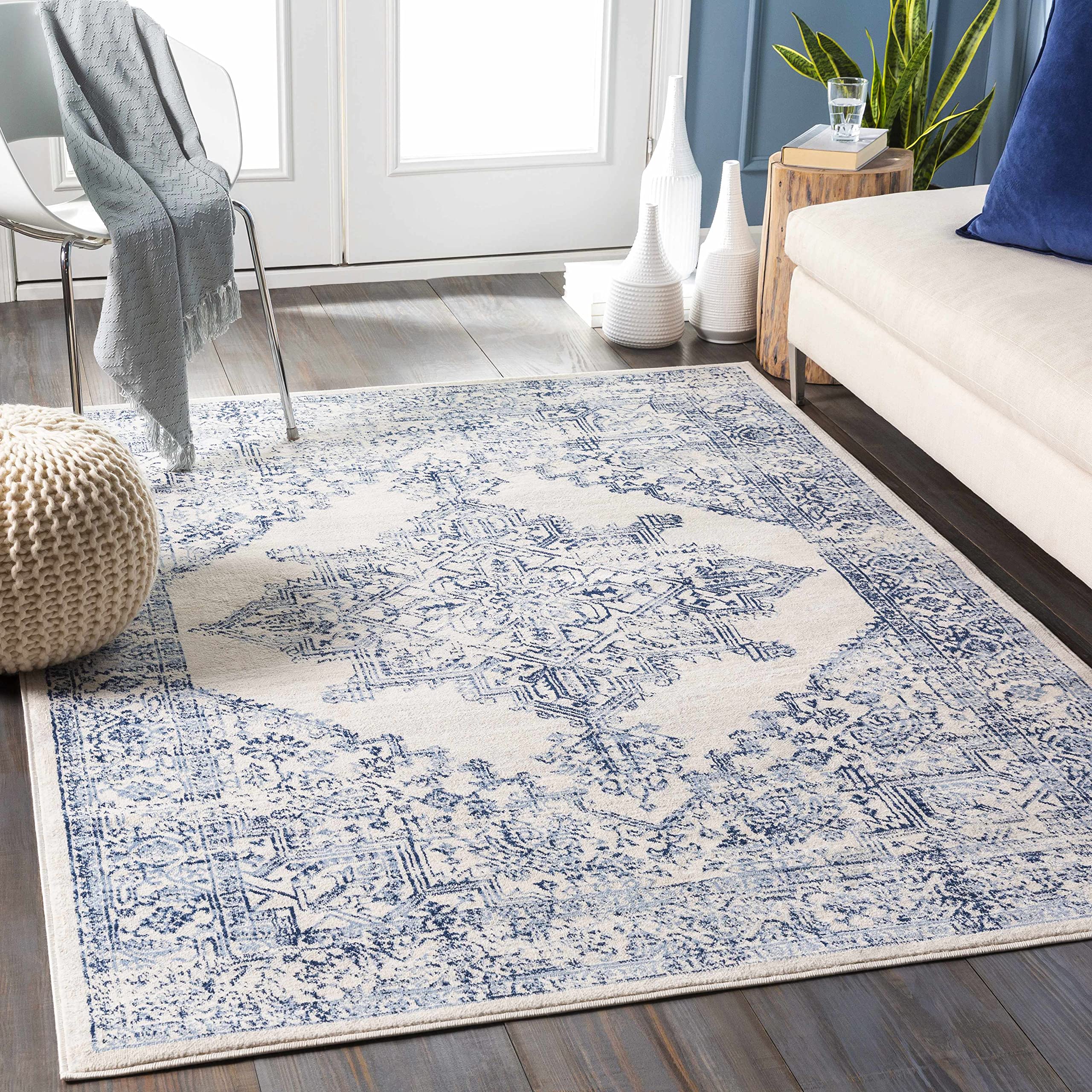 Hauteloom Pooraka Traditional Gray and Blue Area Rug 7'10