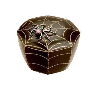 L'Objet SPIDER Candle - Oriental Vetiver Scented Candle for Home Decor, Luxury Gifts & Relaxation - Perfect for Living Room, Bedroom & Spa Ambiance