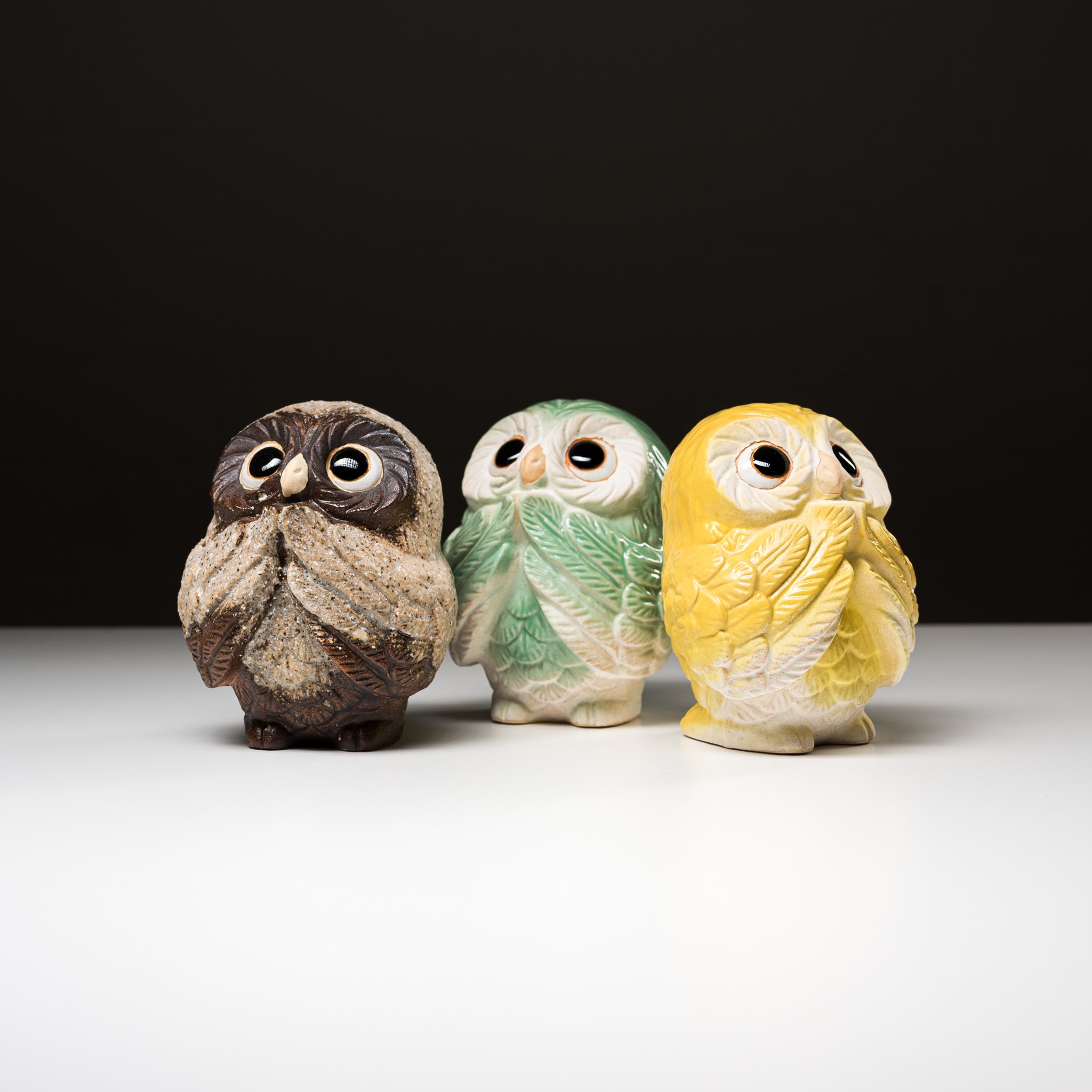 Authentic Japanese Shigaraki Ware Lucky Owl Ornament - 12cm Handcrafted Ceramic Melon Design for Home Decor & Good Fortune Gift